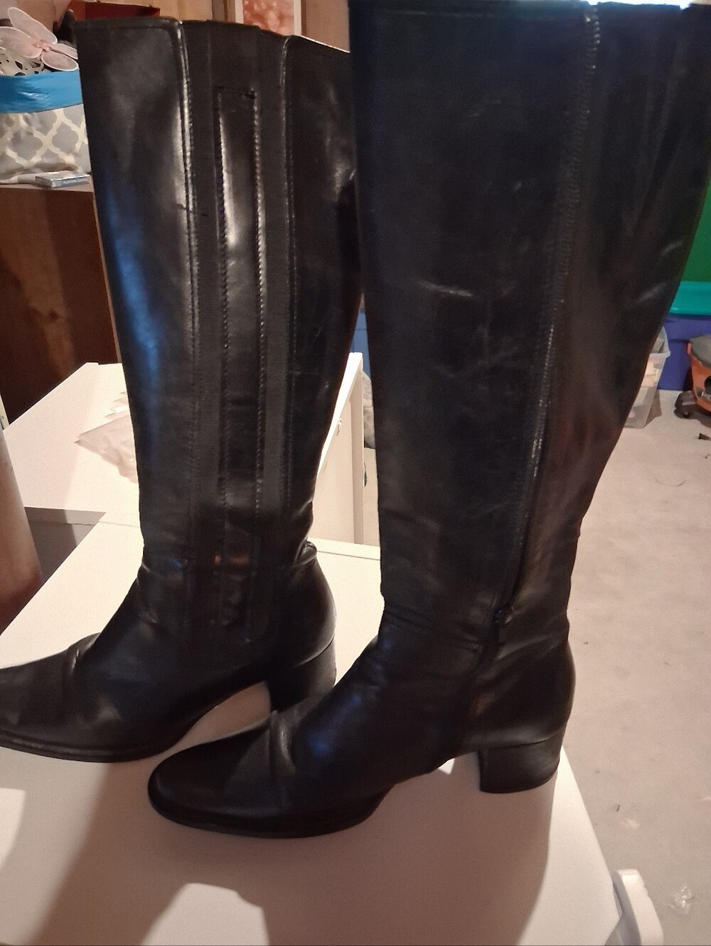 Women's Black Leather Knee-High Boots